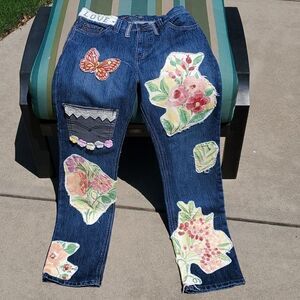 Hey Sue! Upcycled Butterflies & Flowers Frayed Stretch Jeans BoHo Party Pants 6